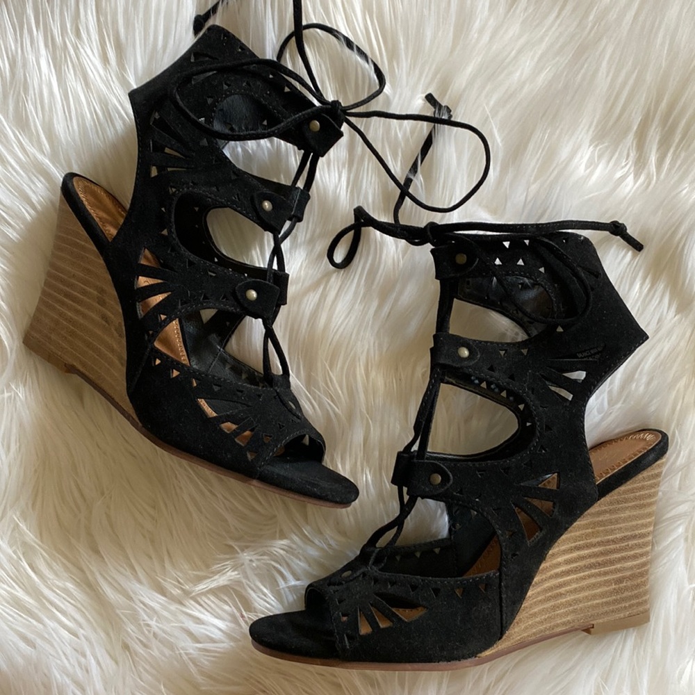 Mari A. lace up suede sandals
